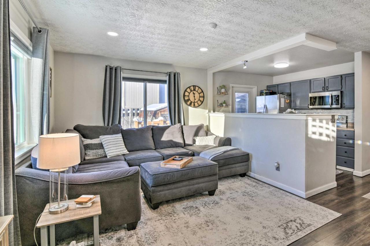 Updated Townhome Near Airport And Shopping! Anchorage Esterno foto