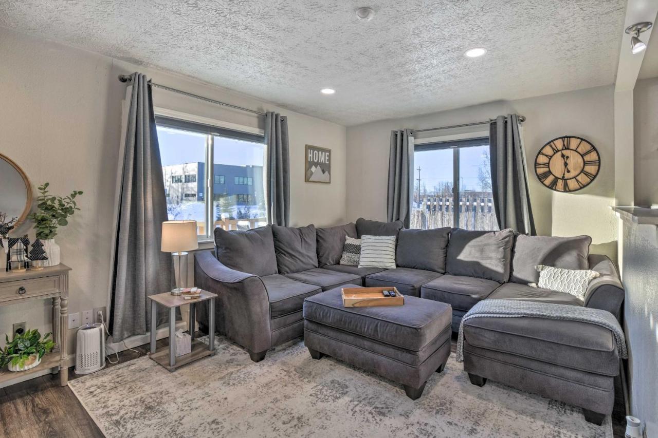 Updated Townhome Near Airport And Shopping! Anchorage Esterno foto