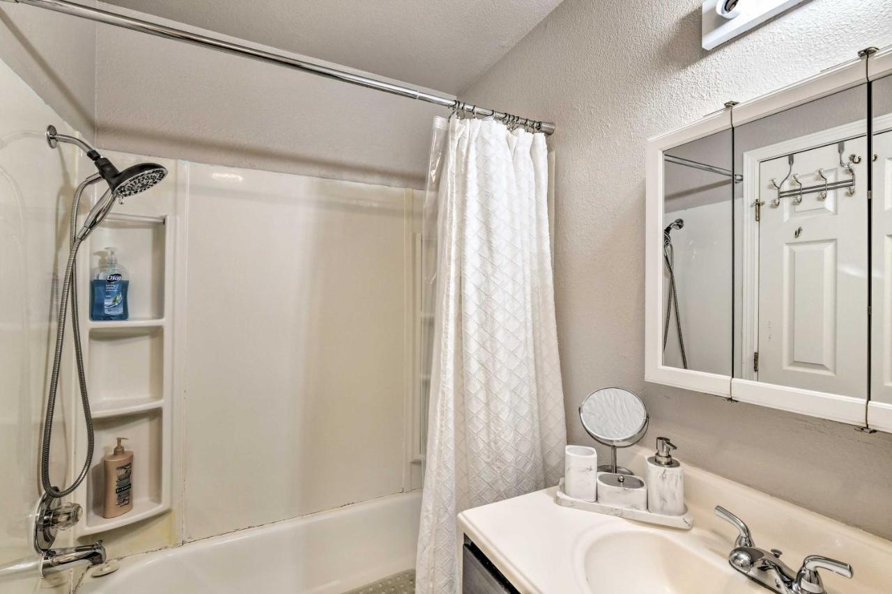 Updated Townhome Near Airport And Shopping! Anchorage Esterno foto